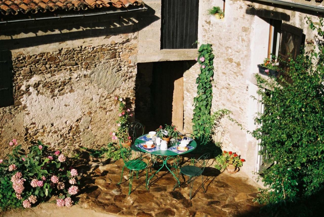 Topaze Sejour Chez Le Vigneron Monnieres  Bagian luar foto